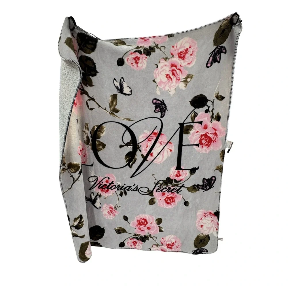 Victoria's Secret Love Floral Rose Butterfly Sherpa Fleece Throw Blanket 50x60